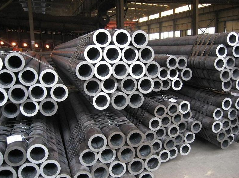 seamless fluid pipe