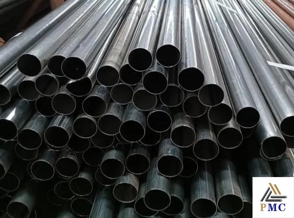 Carbon steel galvanized seamless steel pipe